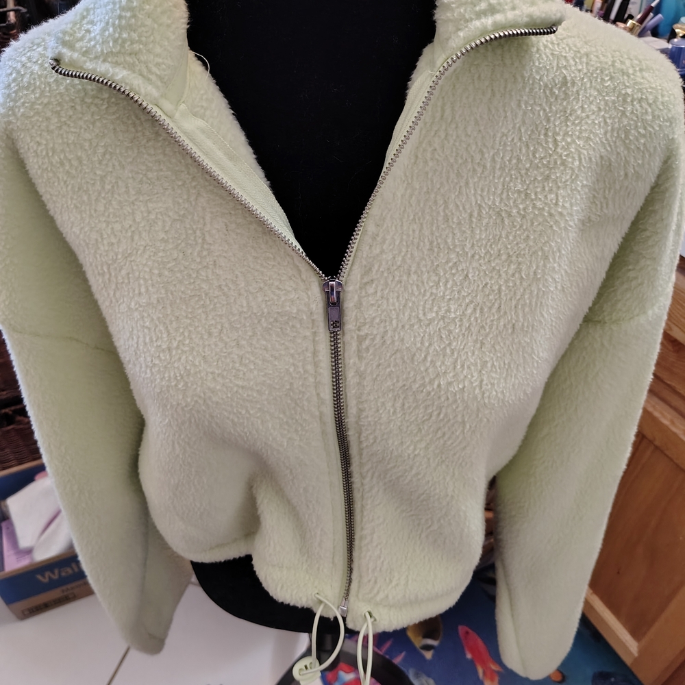 Sherpa Fleece Soft Limish Green Zip Up Cropped Jacket W Bungee Tie/ SZ L/ NWT/